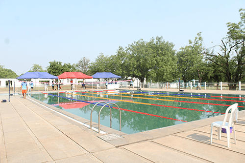 swimming-pool-2-min